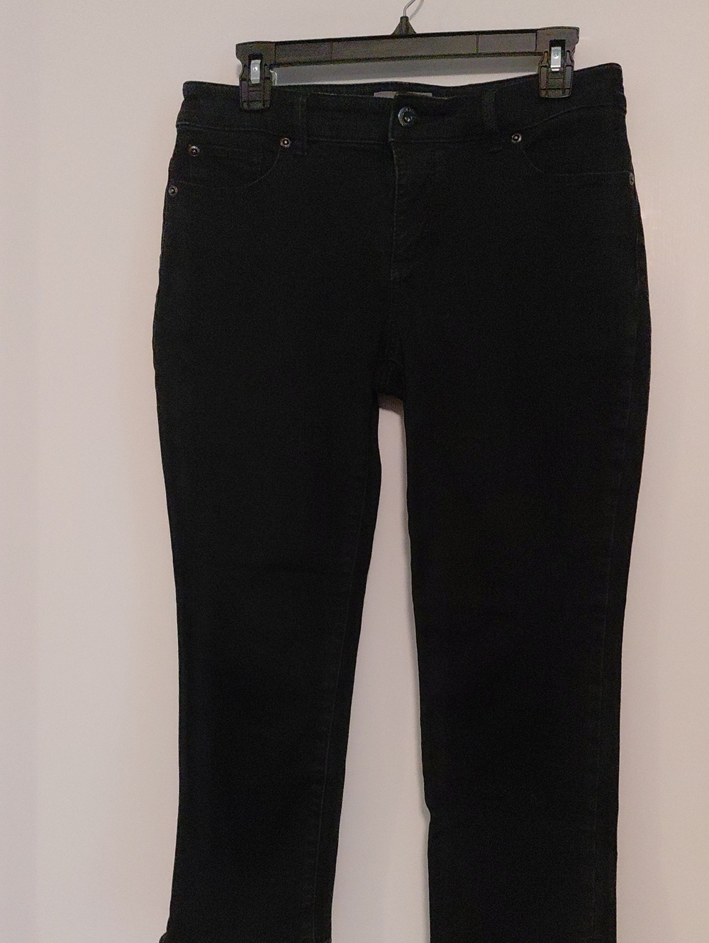 Chico's SO SLIMMING Black Straight Leg Women's Crop Jeans. Chico's Size 0